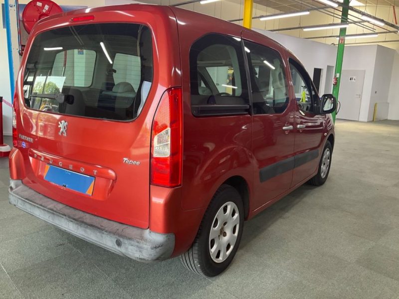 PEUGEOT PARTNER TEPEE 1.6 HDI 110 LOISIRS