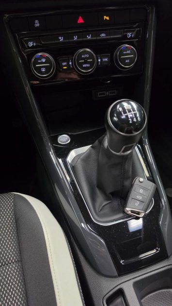 VOLKSWAGEN T-ROC 1.5 TSI 150 BVM6 CARAT 2018