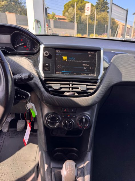 PEUGEOT 208 1.2 82 ACTIVE DISTRIBUTION NEUVE 