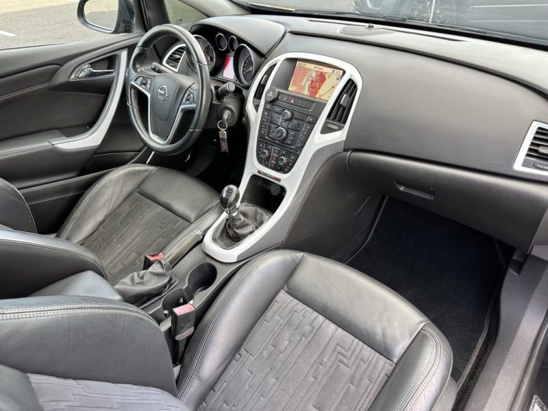 OPEL ASTRA GTC 1.7 CDTI 130CV SPORT 2012 BLACK EDITION N°16/200 ENTRETENU & GARANTIE 6 MOIS