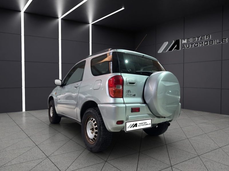 TOYOTA RAV4 2.0 D-4D 116CH 4X4 VX 2022