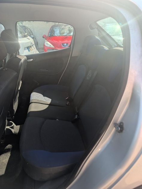 PEUGEOT  206 + 1.4 HDI 70 URBAN MOVE GENERATION 206 GARANTIE 12 MOIS