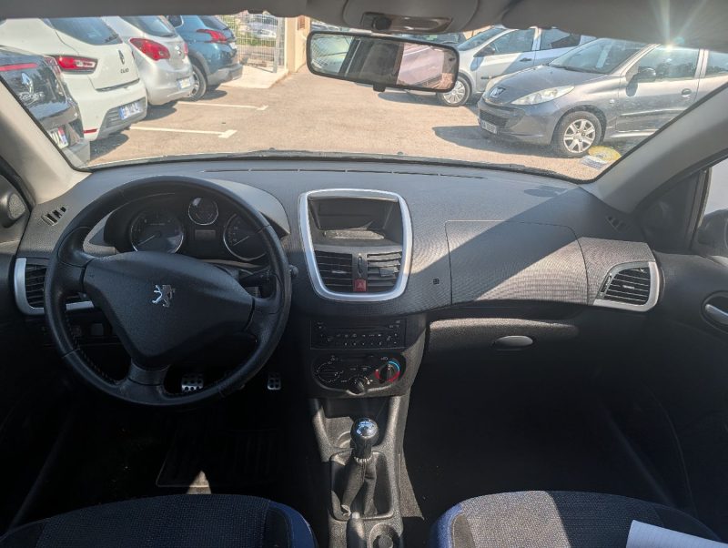 PEUGEOT  206 + 1.4 HDI 70 URBAN MOVE GENERATION 206 GARANTIE 12 MOIS