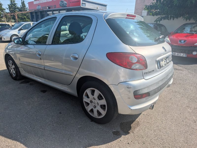 PEUGEOT  206 + 1.4 HDI 70 URBAN MOVE GENERATION 206 GARANTIE 12 MOIS