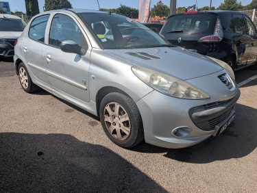 PEUGEOT  206 + 1.4 HDI 70 URBAN MOVE GENERATION 206 GARANTIE 12 MOIS