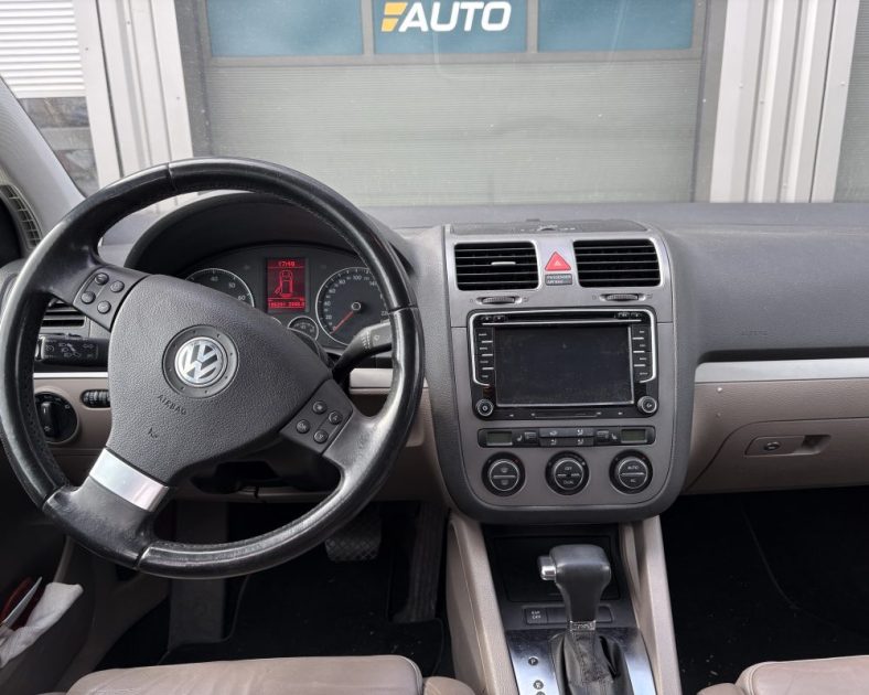 Volkswagen Golf Carat 1.4 TSI 122 ch DSG 2009 — Entretien complet - Boite Automatique