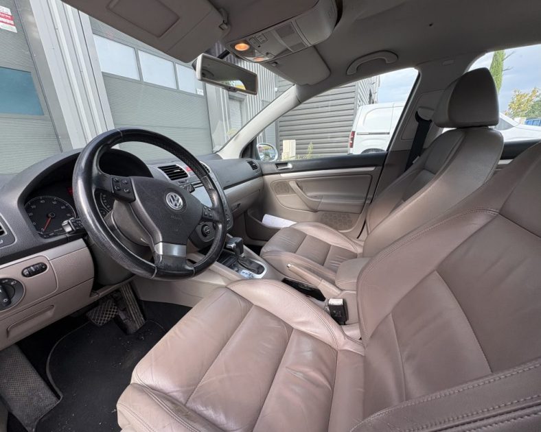 Volkswagen Golf Carat 1.4 TSI 122 ch DSG 2009 — Entretien complet - Boite Automatique
