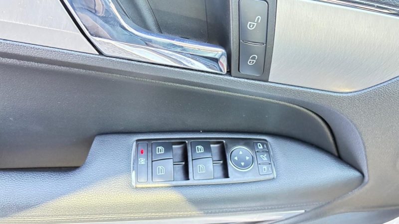 Mercedes-Benz Classe E 220 CDi Coupé Pack AMG 163ch tbé