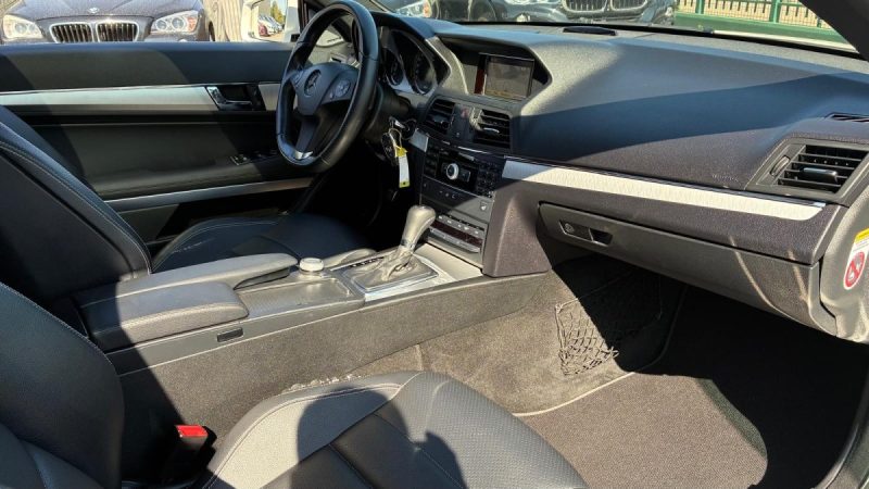 Mercedes-Benz Classe E 220 CDi Coupé Pack AMG 163ch tbé