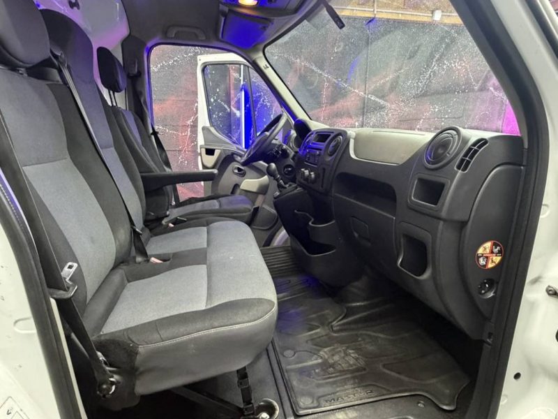 RENAULT MASTERIII F3500 L2H2 DCI 125 CONFORT 2014