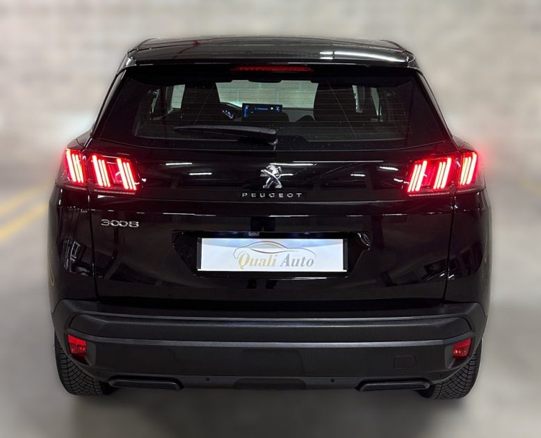 PEUGEOT 3008 II 1.5 BLUE HDI 130ch ACTIVE Business