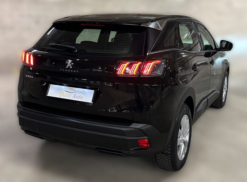 PEUGEOT 3008 II 1.5 BLUE HDI 130ch ACTIVE Business