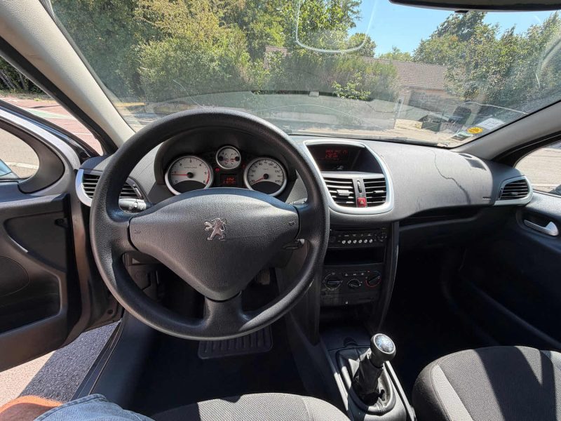 PEUGEOT 207 1.4 HDI 70CV TRENDY 