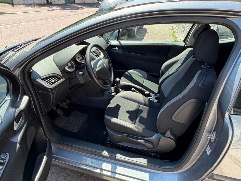 PEUGEOT 207 1.4 HDI 70CV TRENDY 