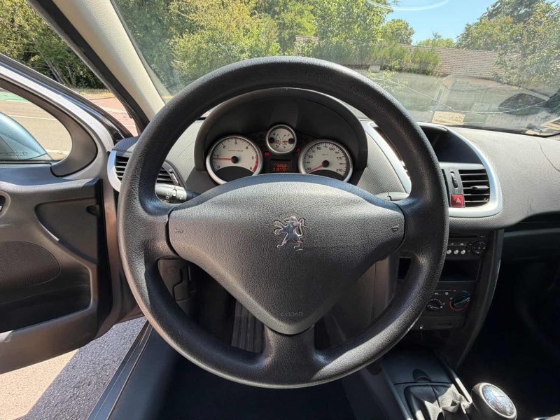 PEUGEOT 207 1.4 HDI 70CV TRENDY 
