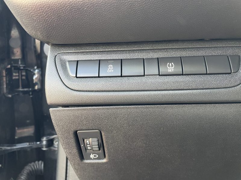PEUGEOT 208 1.2 PURE TECH 68 LIKE 2018