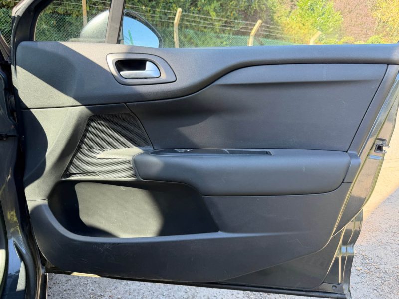 Citroen c4 1.4 VTI 95 Attraction