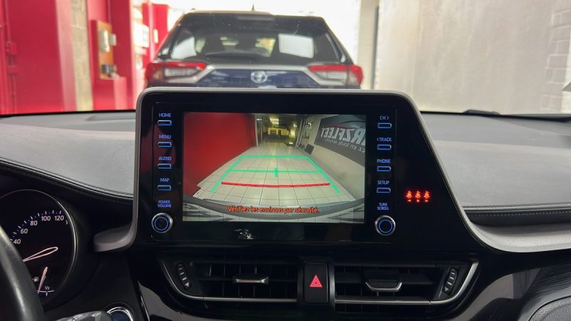 TOYOTA C-HR PHASE 2 SUV HYBRIDE 1.8 DYNAMIC BUSINESS 122cv/1 ERE MAIN/TVA RECUPERABLE