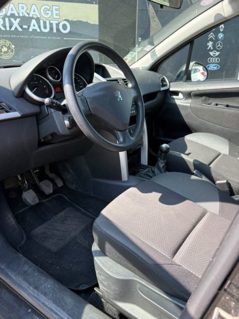 Peugeot 207+ 1.4 DISTRIBUTION NEUF REVISION OK 