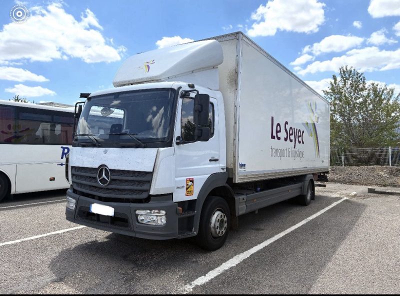 MERCEDES ATEGO  2018