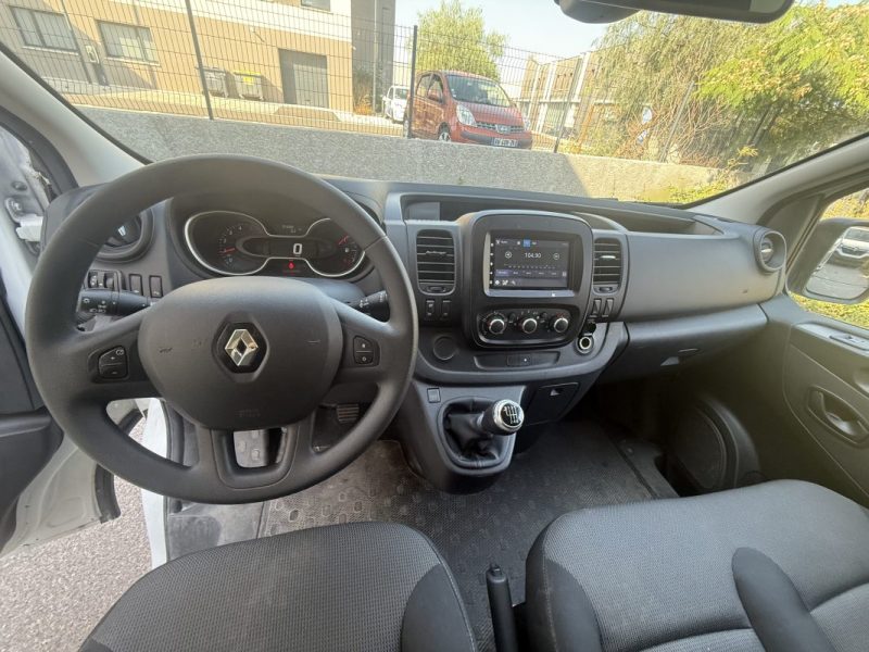 RENAULT TRAFIC L2H1 2.0 DCI 145CH