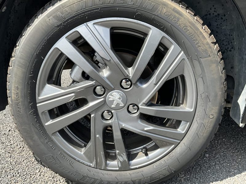 PEUGEOT 208 1.5 BLUE HDI 100 CV ACTIVE 