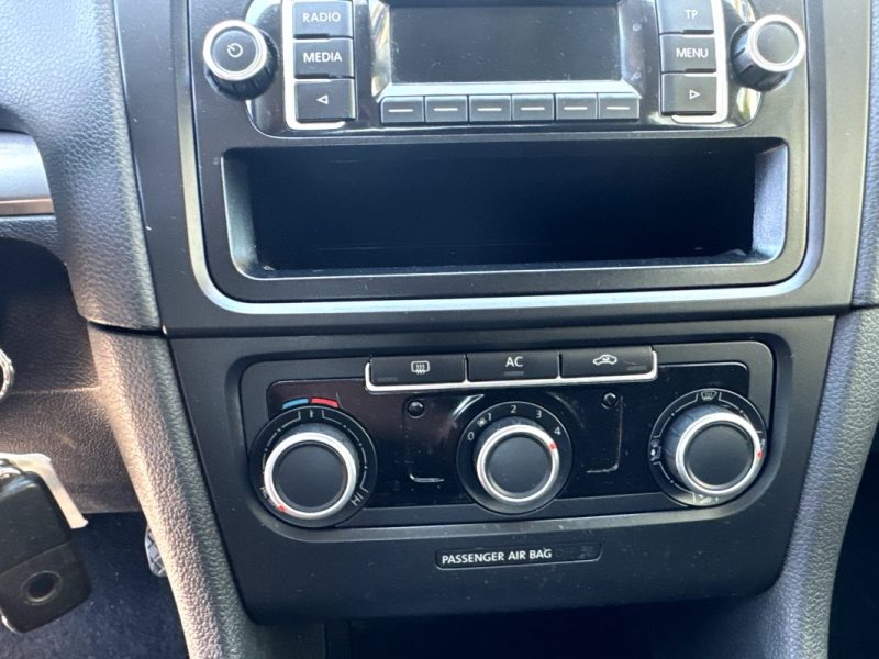 VOLKSWAGEN GOLF 1.2 TSI 85CH TRENDLINE 2012