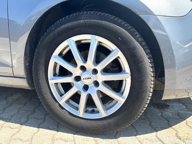 VOLKSWAGEN GOLF 1.2 TSI 85CH TRENDLINE 2012