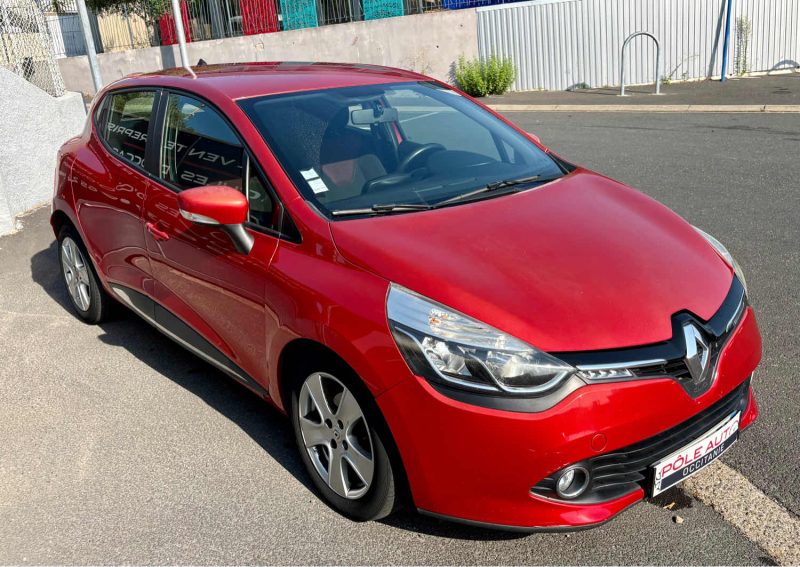 RENAULT CLIO IV 1.5 DCI 90 INTENS EDC 2016 BVA