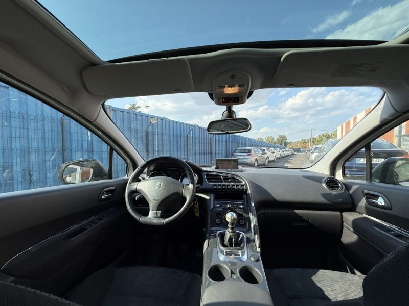 PEUGEOT 3008 1.6 HDI 112CV PREMIUM PACK 
