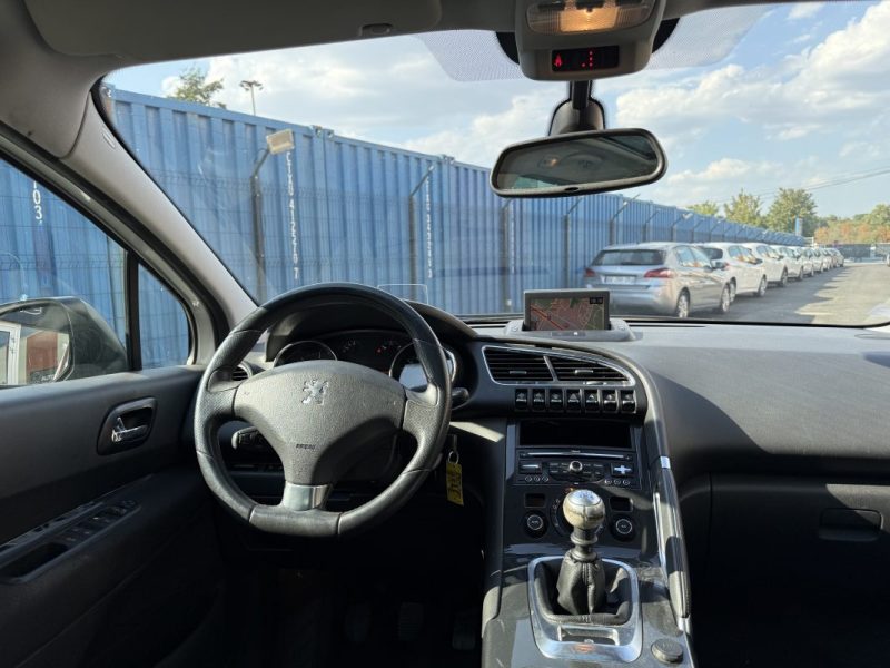PEUGEOT 3008 1.6 HDI 112CV PREMIUM PACK 