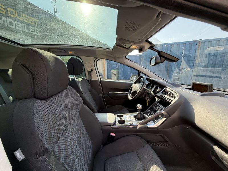 PEUGEOT 3008 1.6 HDI 112CV PREMIUM PACK 