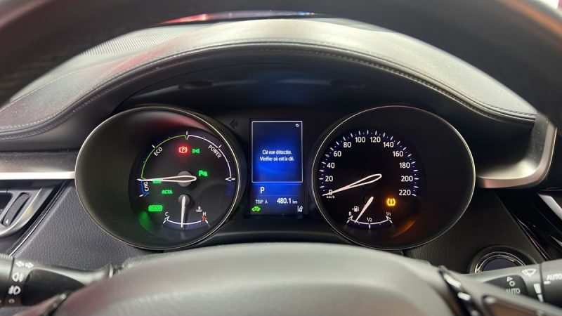 TOYOTA C-HR SUV HYBRIDE 1.8 GRAPHIC PREMIUM 122cv + CUIR/1 ERE MAIN/TVA RECUPERABLE