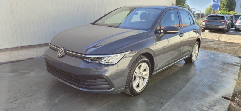 VOLKSWAGEN GOLF 1.5 E-TSI OPF 130 LIFE 1ST DSG 