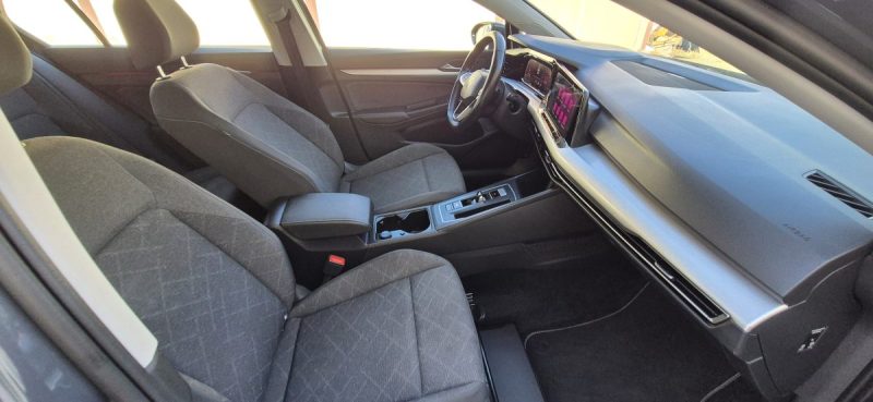 VOLKSWAGEN GOLF 1.5 E-TSI OPF 130 LIFE 1ST DSG 
