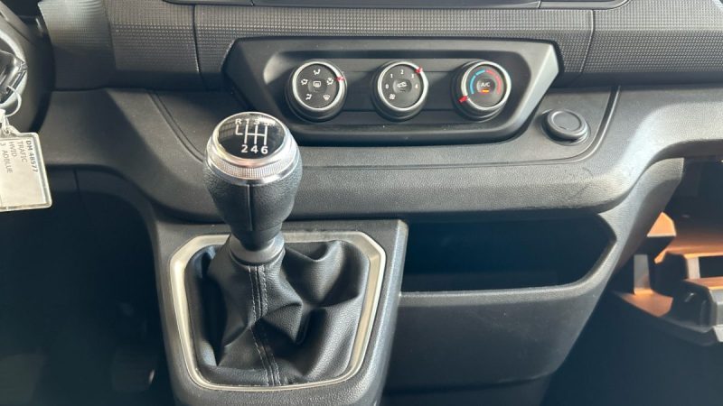 RENAULT TRAFIC L2H1 2.0 DCI 130