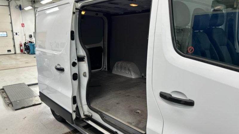 RENAULT TRAFIC L2H1 2.0 DCI 130