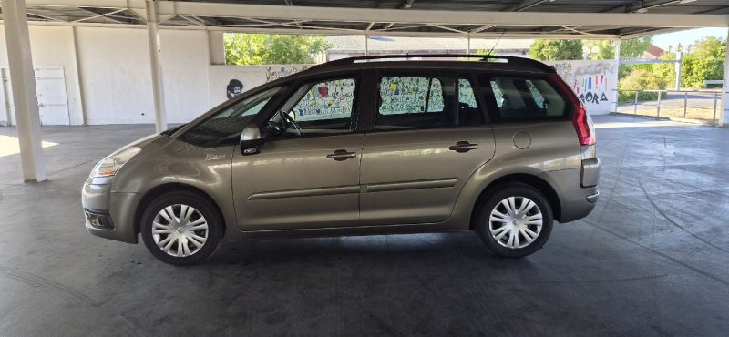 CITROEN GRAND C4 PICASSO 1.6 HDI 110 CV AN 2010 7 PLACES PROPRE 104 KM