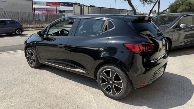 RENAULT CLIO IV 1.2 16V 75 LIMITED 2015