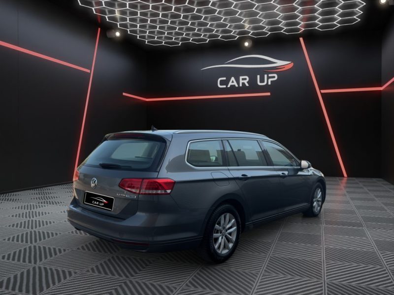 VOLKSWAGEN PASSAT SW 2.0 TDI 150 cv Confortline Business DSG6 / Toit ouvrant panoramique