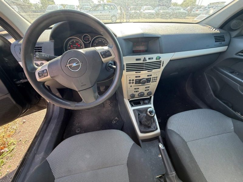 OPEL ASTRA 1.7 CDTI 110CH ENJOY Export, Bricoleur, Pieces