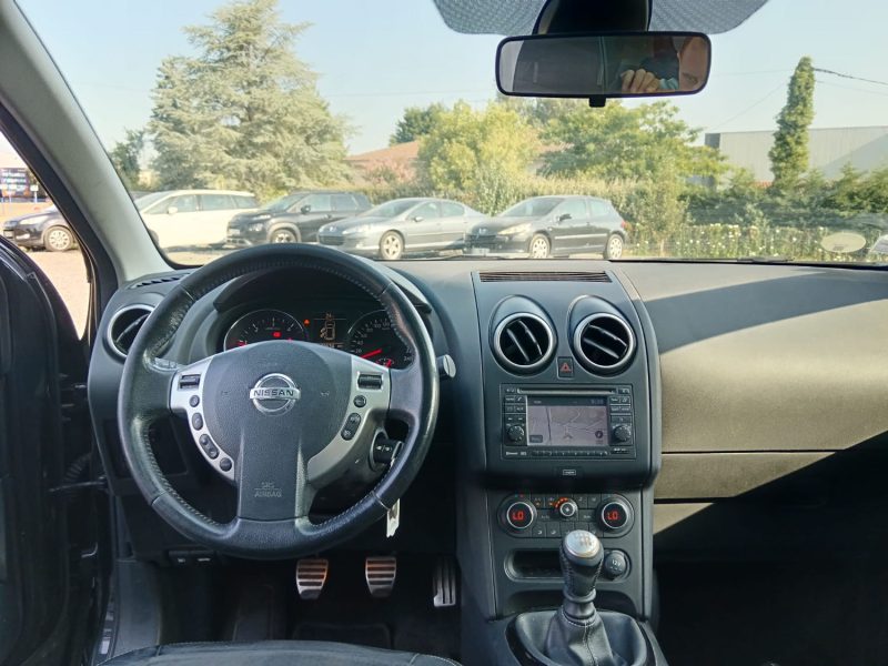 NISSAN QASHQAI 1.5 DCI 110 cv Connect Edition / Toit Pano Bluetooth / DISTRIBUTION + EMBRAYAGE NEUFS