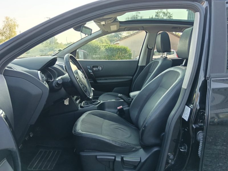 NISSAN QASHQAI 1.5 DCI 110 cv Connect Edition / Toit Pano Bluetooth / DISTRIBUTION + EMBRAYAGE NEUFS