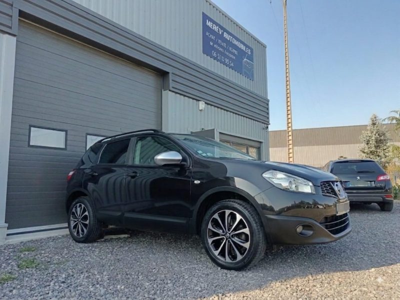 NISSAN QASHQAI 1.5 DCI 110 cv Connect Edition / Toit Pano Bluetooth / DISTRIBUTION + EMBRAYAGE NEUFS