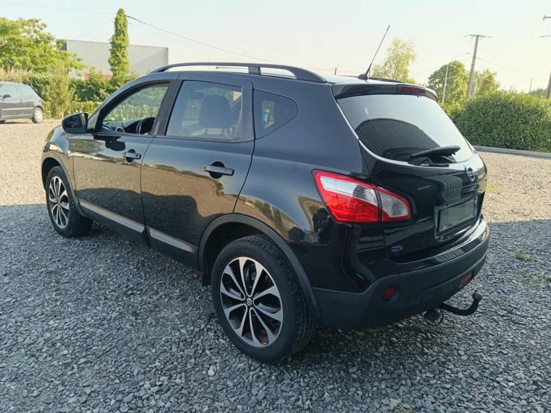NISSAN QASHQAI 1.5 DCI 110 cv Connect Edition / Toit Pano Bluetooth / DISTRIBUTION + EMBRAYAGE NEUFS