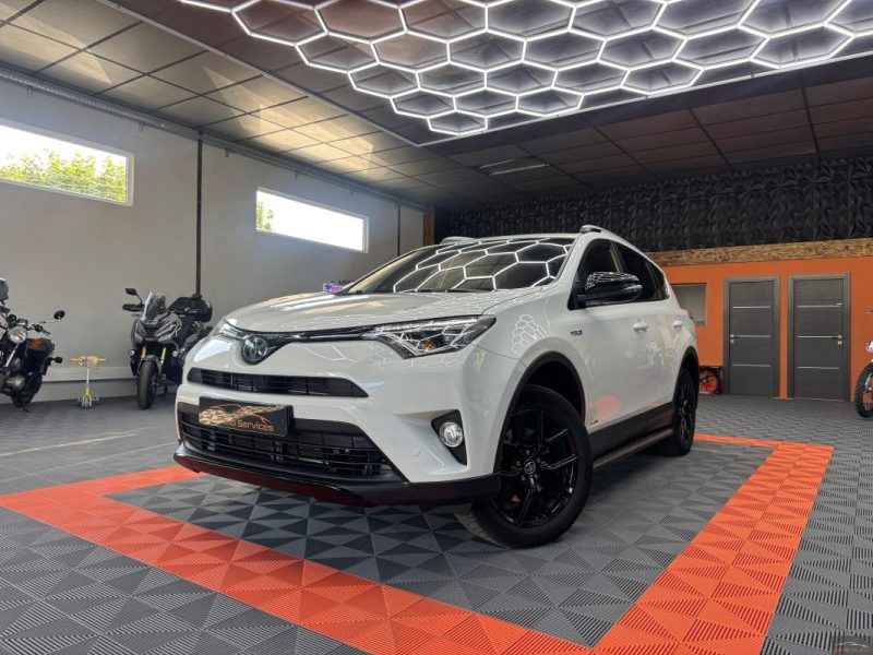 TOYOTA RAV4 HYBRIDE BLACK EDITION 197CH 2WD CVT 1ER MAIN - GARANTIE 12 - 60 MOIS