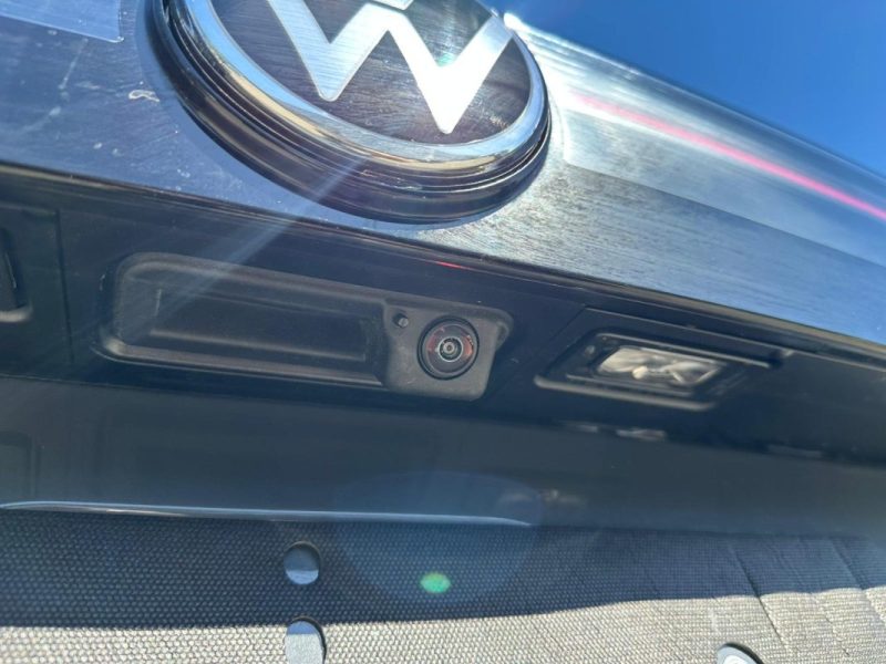VOLKSWAGEN TIGUAN 2.0 TDI 150CV R-LINE DSG7 NEUF JAMAIS IMMATRICULÉ PRIX HT POUR EXPORT 