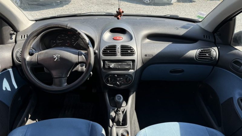 PEUGEOT 206 XR PRESENCE 1.4 HDI 2004