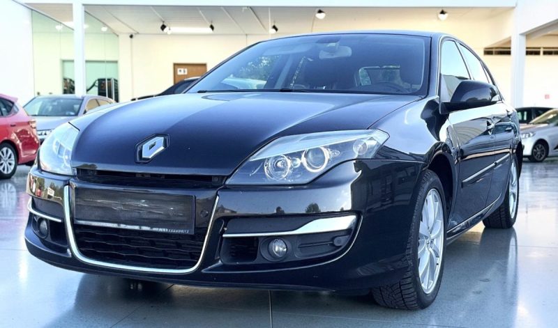 RENAULT LAGUNA 2.0 DCI 4CONTROL TOMTOM GARANTIE 6MOIS