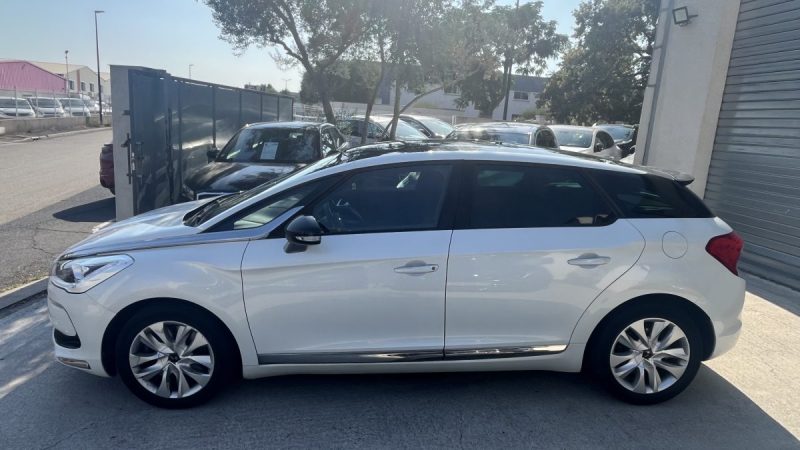 DS DS5 2.0 BLUE HDI 150 BVM6 SO CHIC 2017